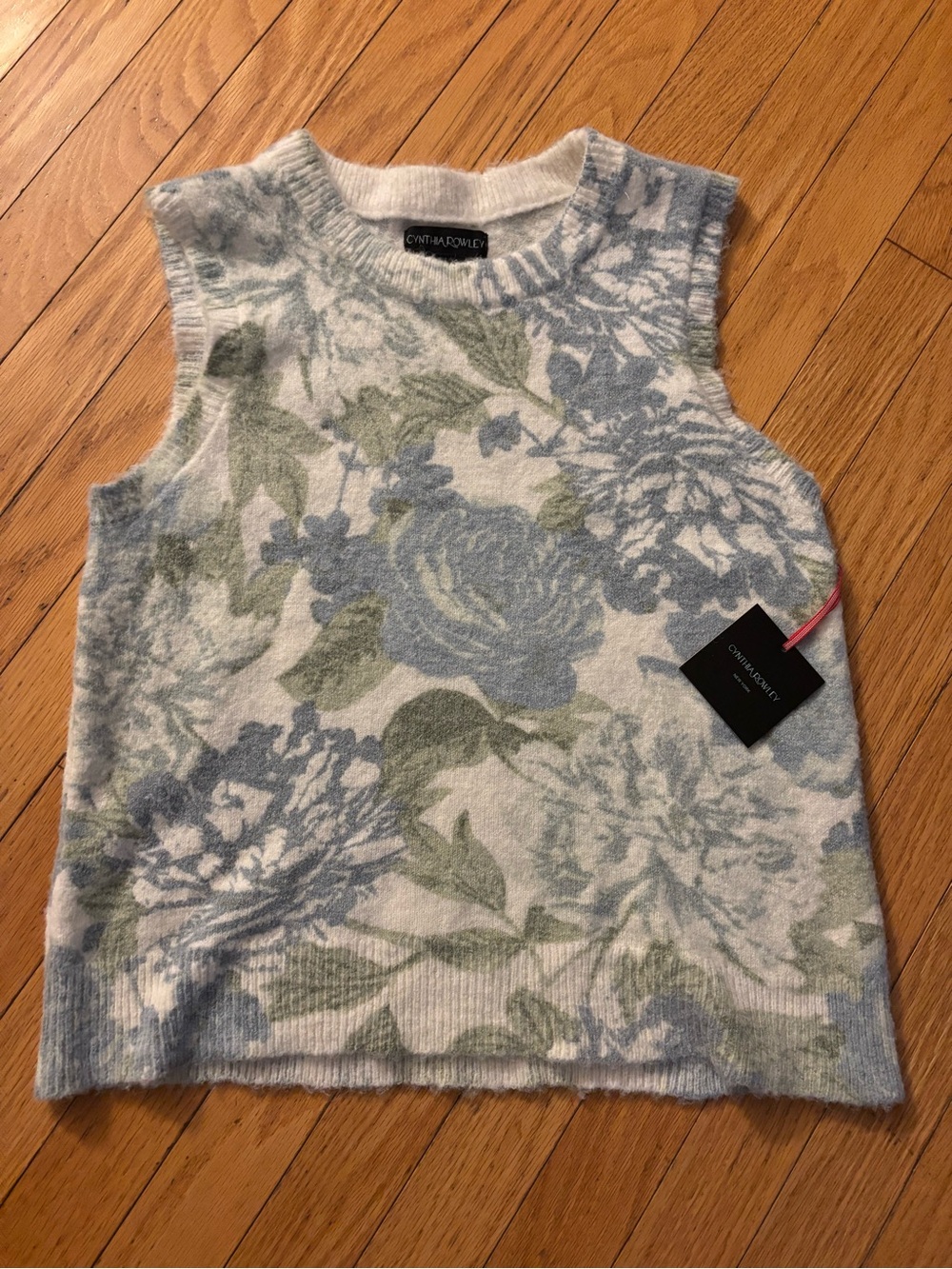 NWT Cynthia Rowley Blue & Green Floral Knit Sleeveless sweater